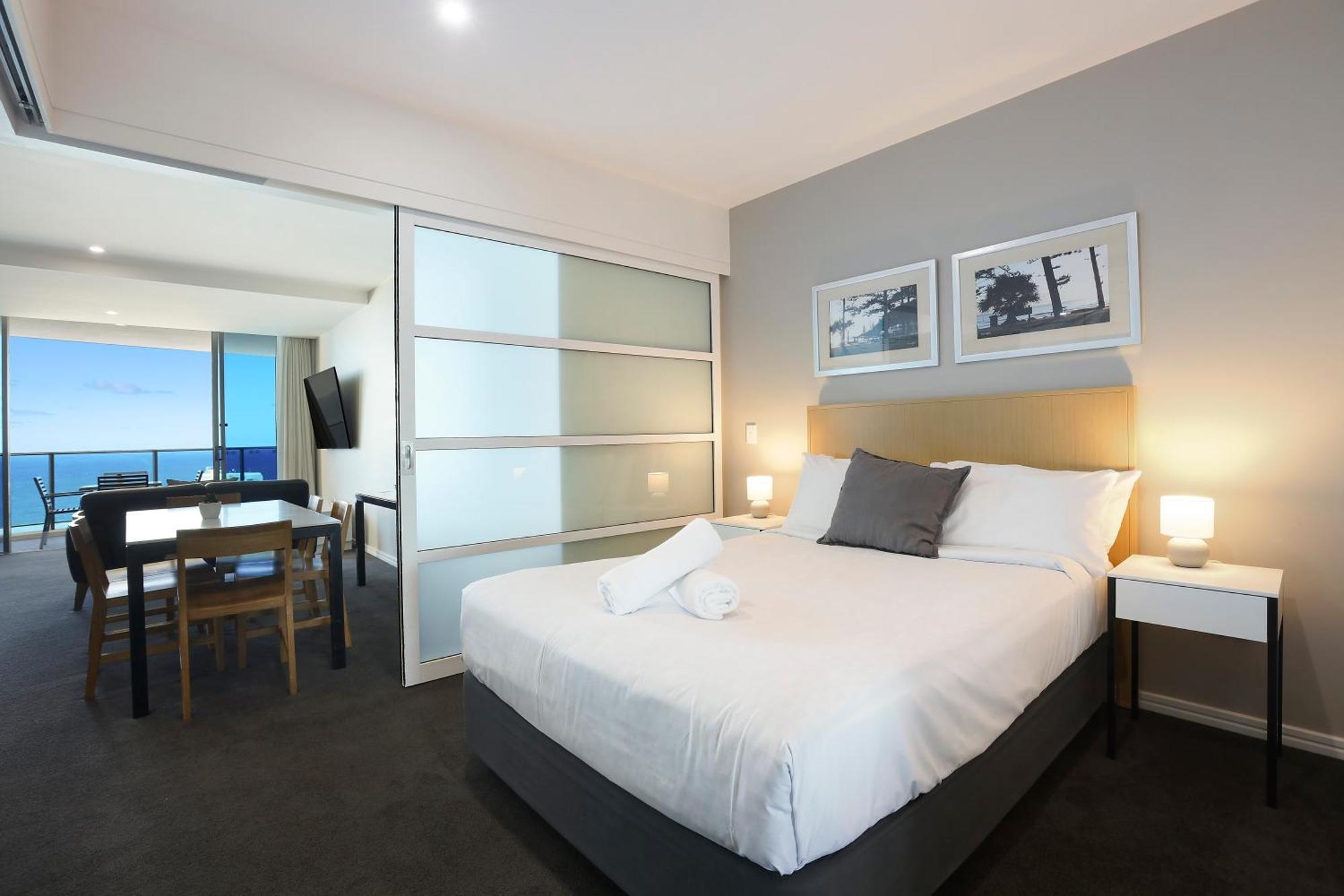 Number 1 H Residences - Wifi, Parking & More By Gold Coast Holidays Exterior foto